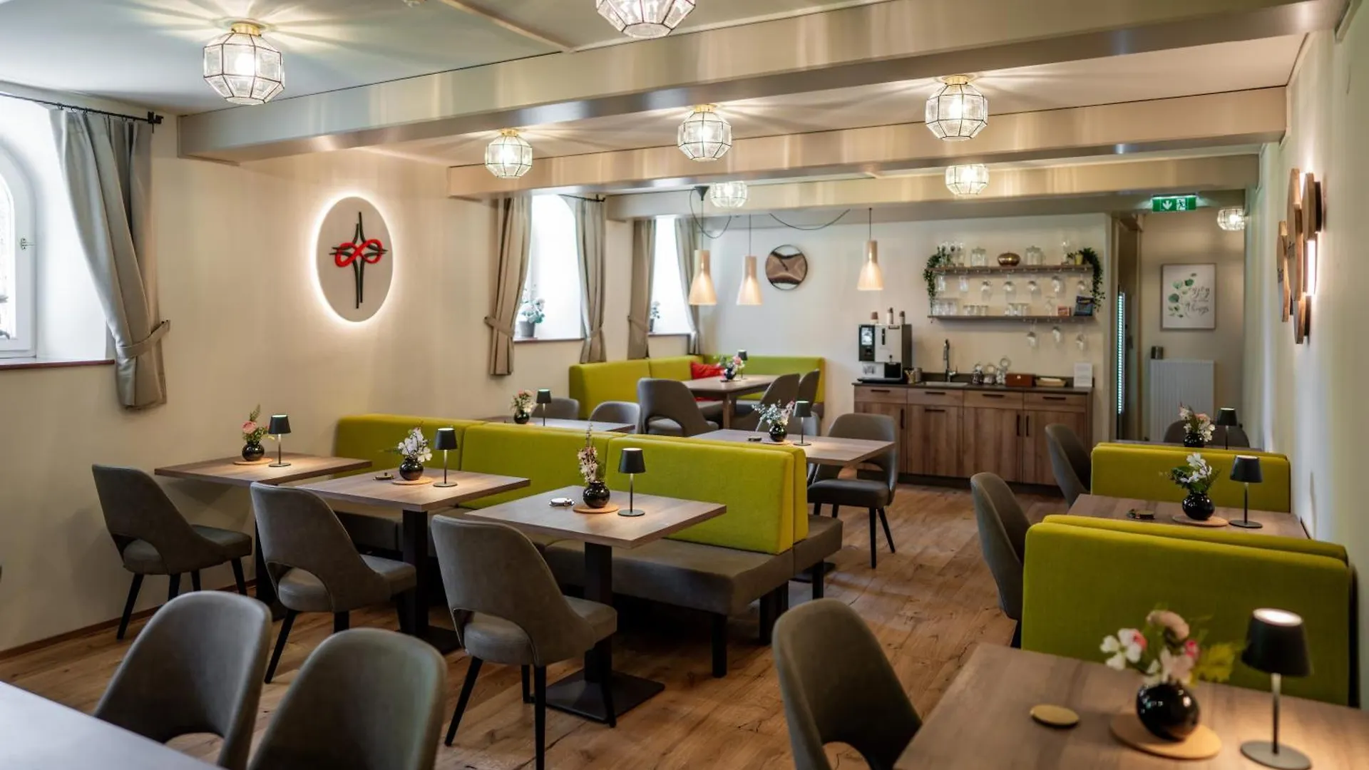 Homestay Johannes Schloessl - Gaestehaus Der Pallottiner Am Moenchsberg Salzburg