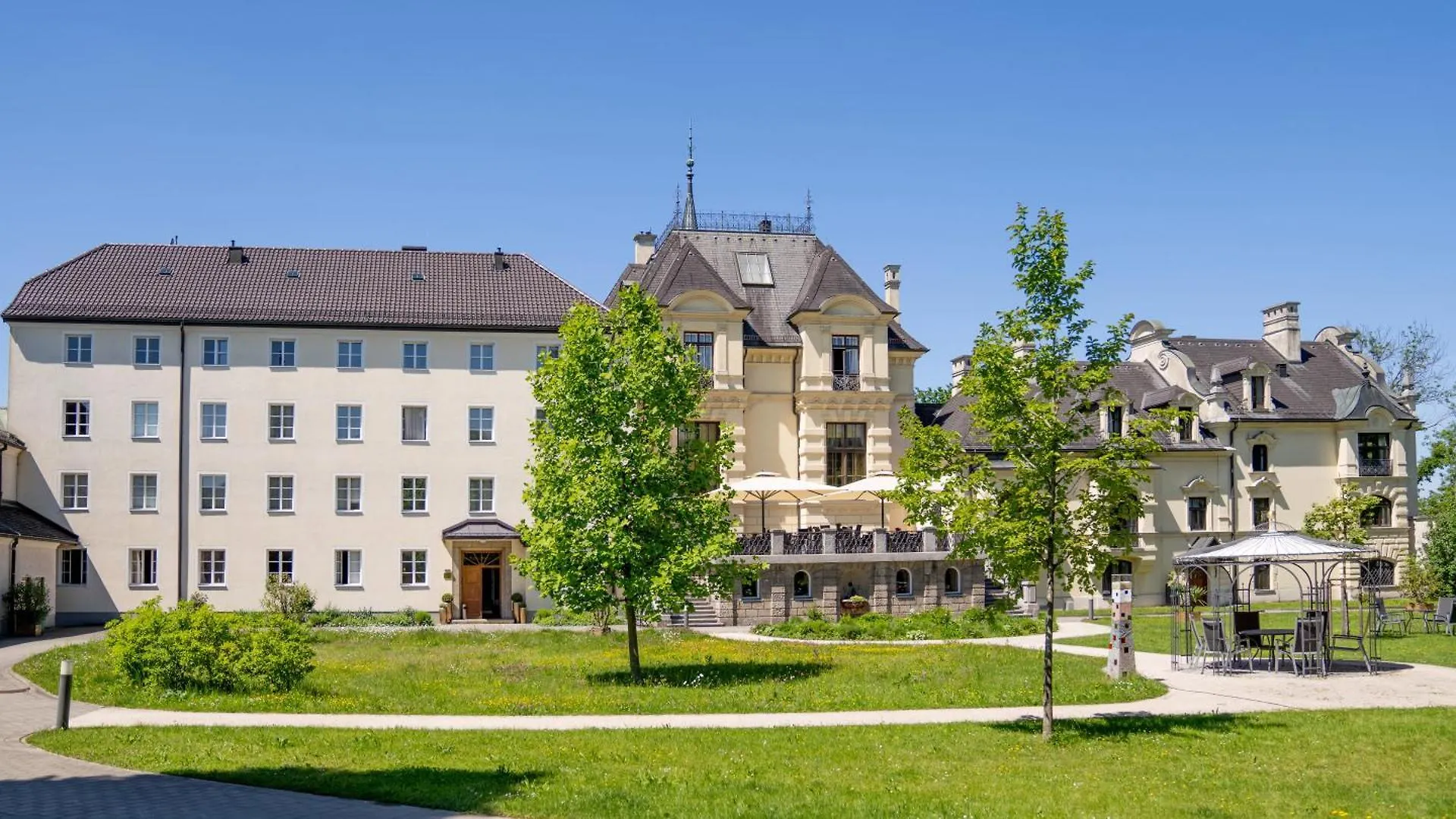 Johannes Schloessl - Gaestehaus Der Pallottiner Am Moenchsberg Salzburg