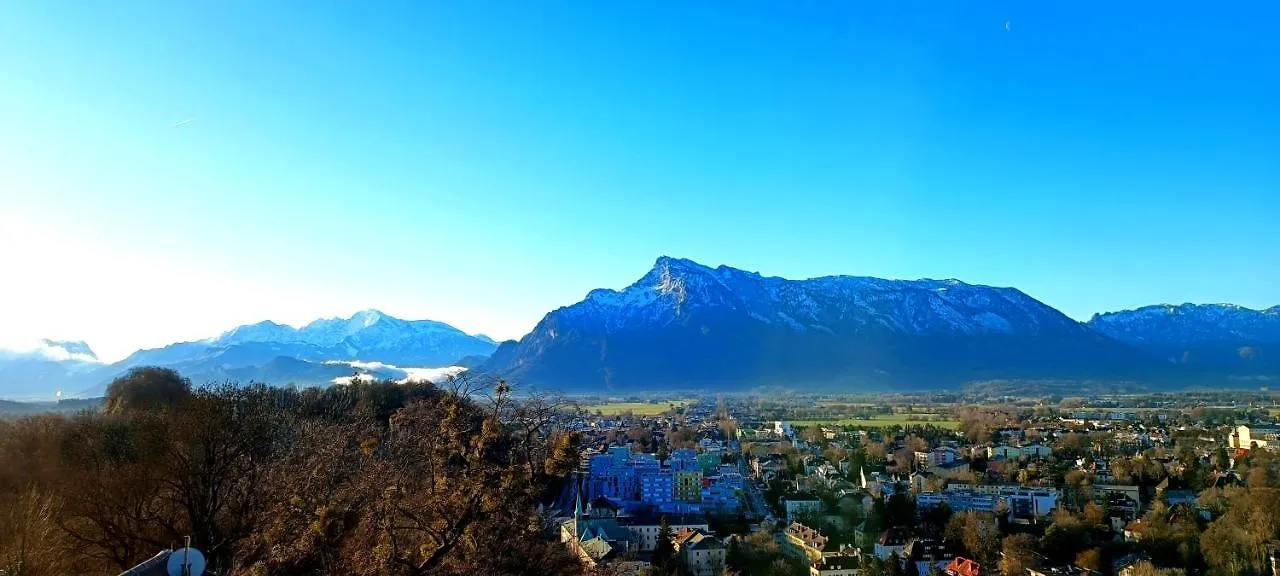 Апартаменты Johannes Schloessl - Gaestehaus Der Pallottiner Am Moenchsberg Зальцбург